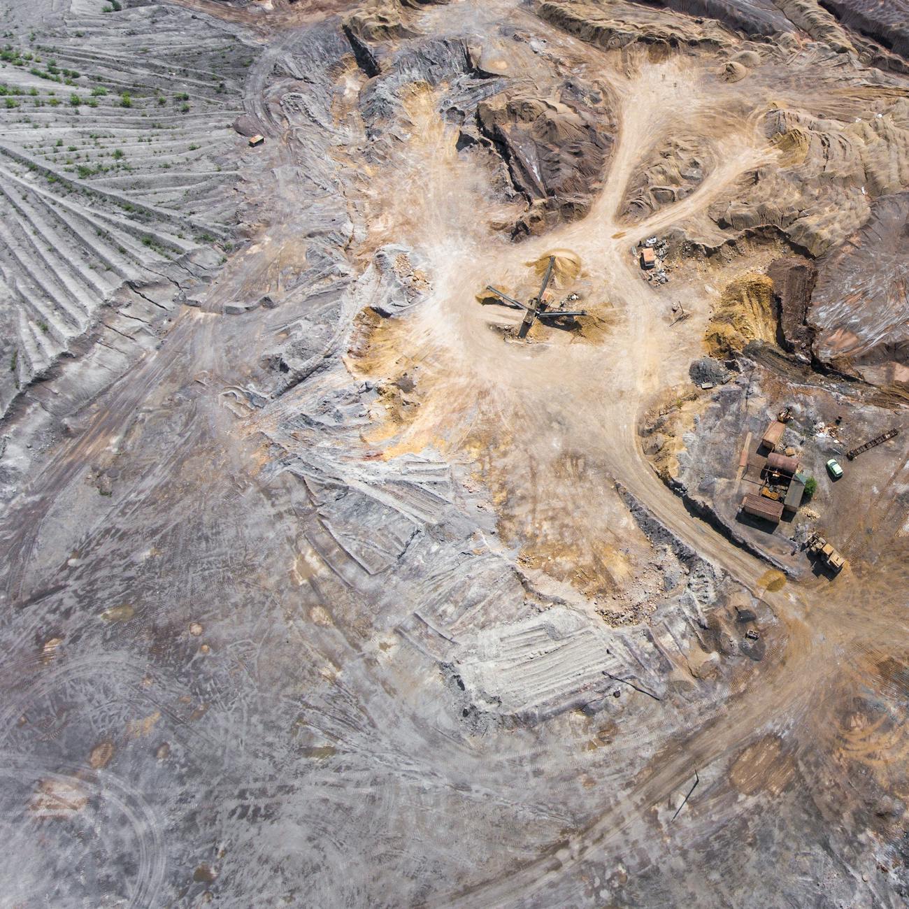 Introduction to Conflict-Free Mineral Refining